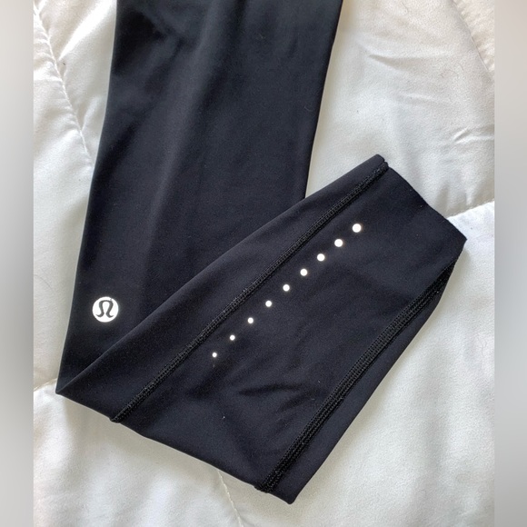 Lululemon Fast and Free 7/8 legging - Picture 2 of 3